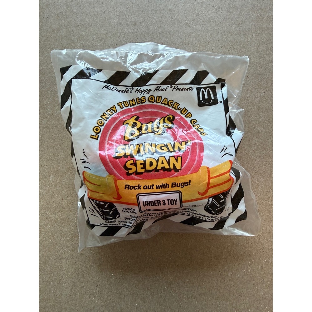 Vintage 1992 McDonalds Happy Meal Looney Tunes Bugs Bunny Swingin Sedan Toy NIP